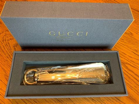 gucci new made to measure metal golf shoe horn|Gucci Parfums Made to Measure Gold Tone Metal Shoe Horn .